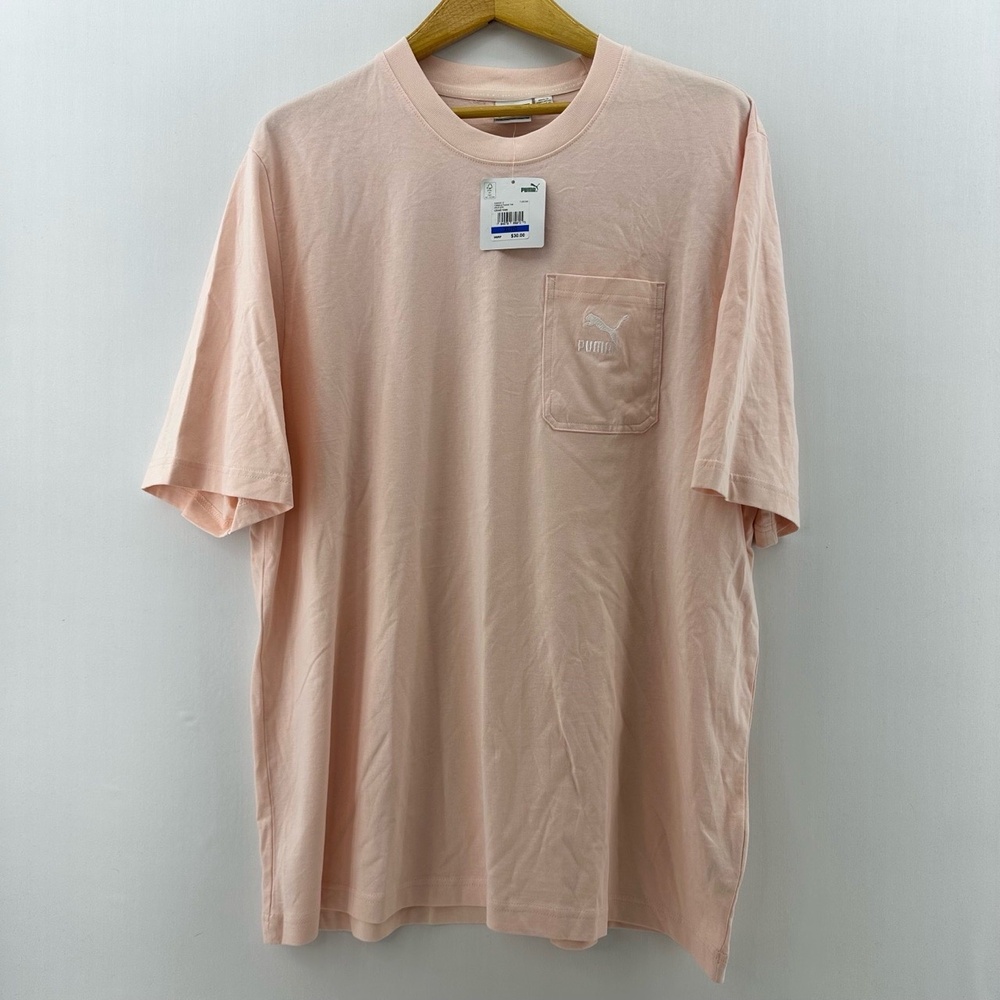 Puma Classics Pocket Tee Cloud Pink Rose XL Embroidered Logo Men’s‎ T-Shirt NWT
